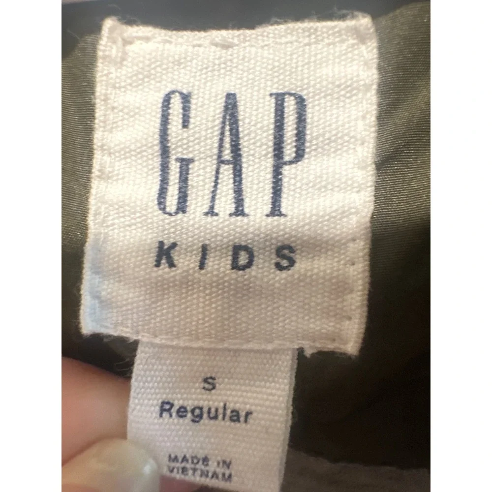 Gap Kids Camo Windbreaker Jacket Green Camouflage Full Zip Hooded Small S 6-7